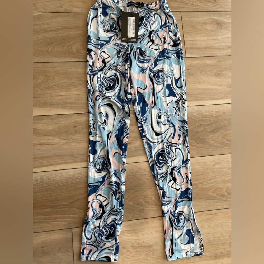 PETITE blue marble split hem flare. Never worn